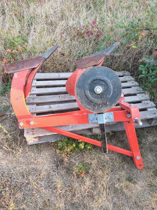 Плуг за малък трактор