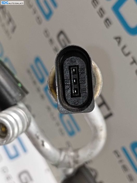 Teava Conducta Furtun Compresor AC Aer Conditionat Clima Cu Senzor Volkswagen Passat B7 2.0 TDI 2010 - 2015 Cod 5C0820741C [M6079]