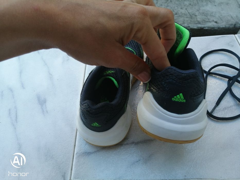 Оригинални детски маратонки