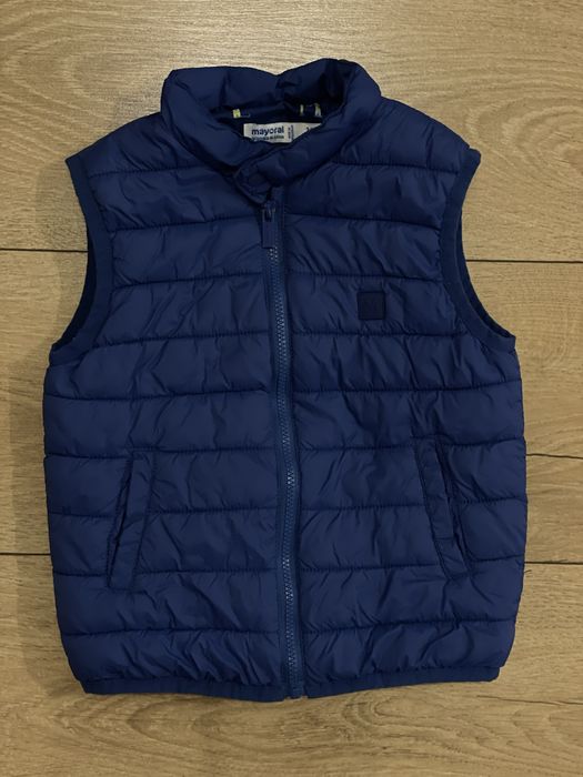 Зимни и преходни якета, елеци за момче DKNY,Mayoral,Obaibi,Benetton