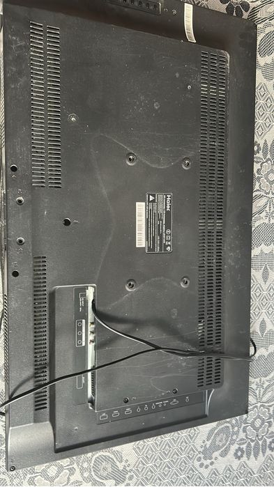 Продам телевизор Haier Le32T1000(нерабочий).