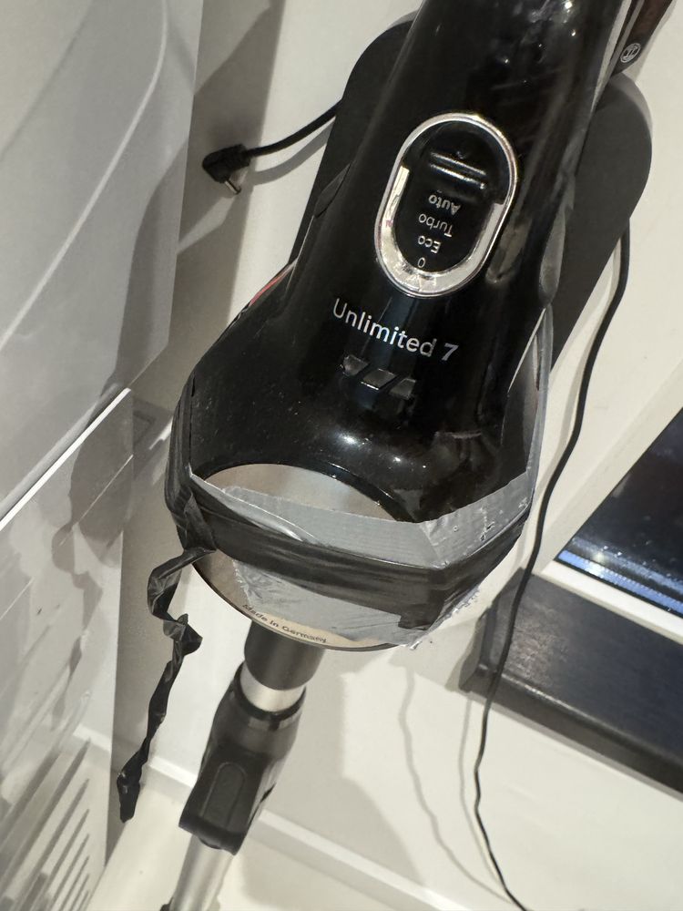 Прахосмукачка Bosch unlimited 7