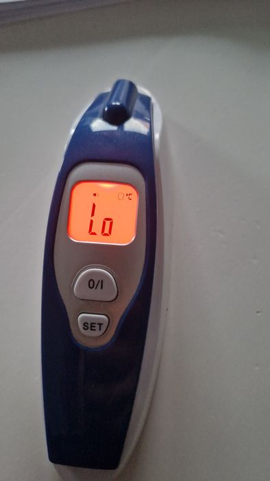 Termometru cu infrarosu