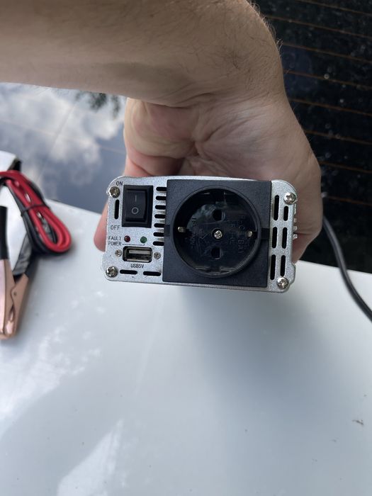 Invertor 500/1000w nou cu clesti