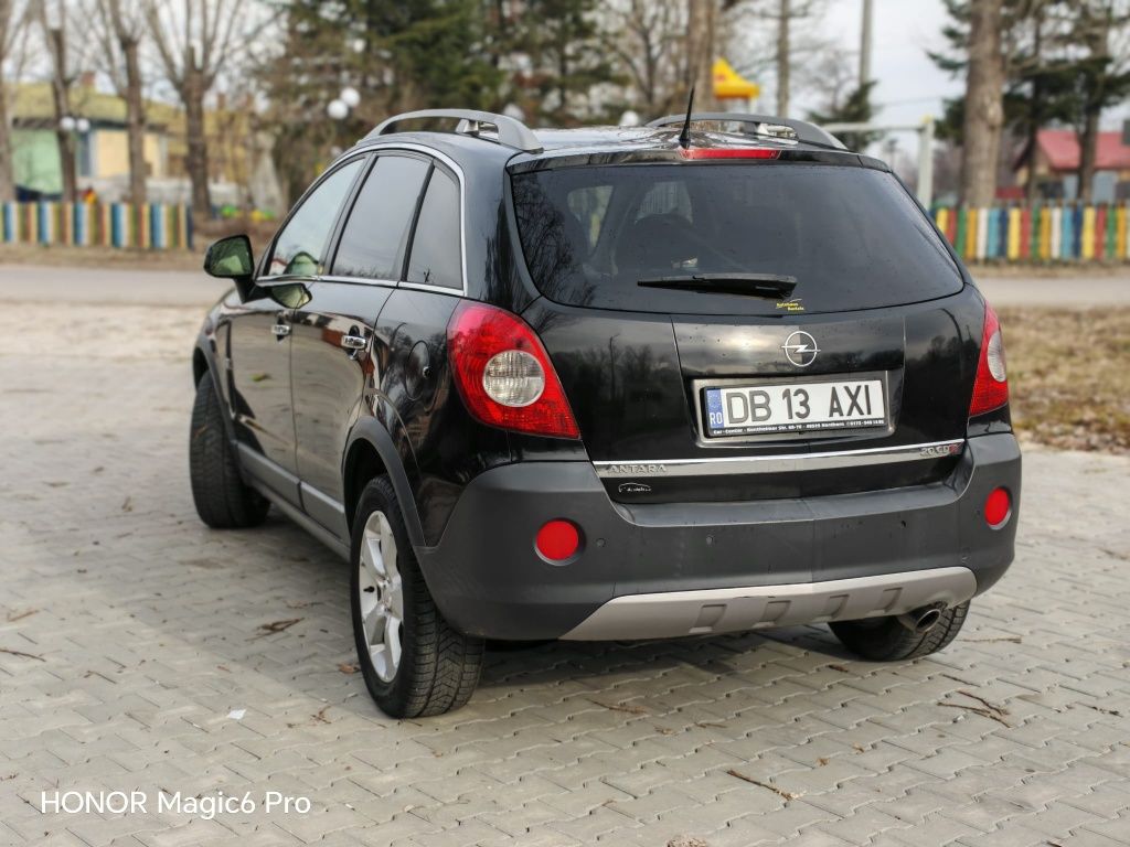 Opel Antara 4x4.