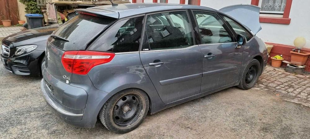 Cитроен C4  Пикасо1.6 HDI Citroen C4 Picasso – Само на части