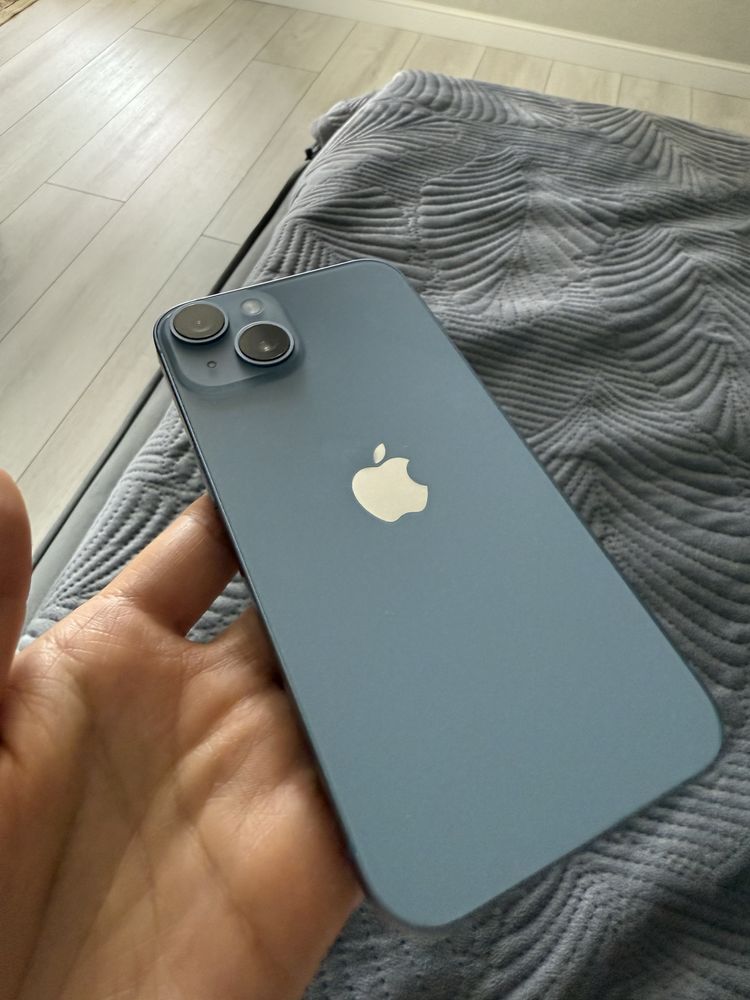 Продам iPhone 14