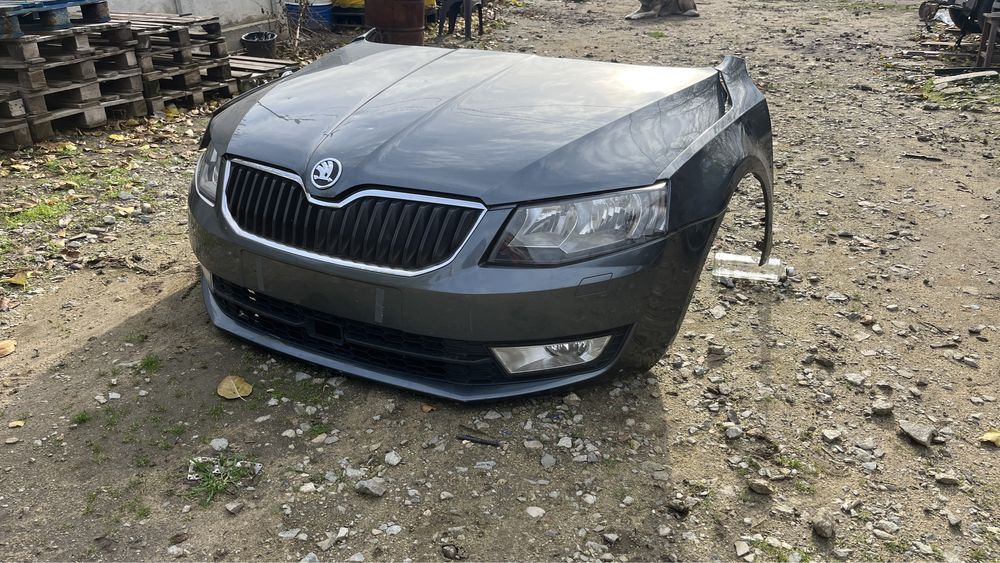 Parte fata complecta bara capota aripa far trager skoda octavia 3