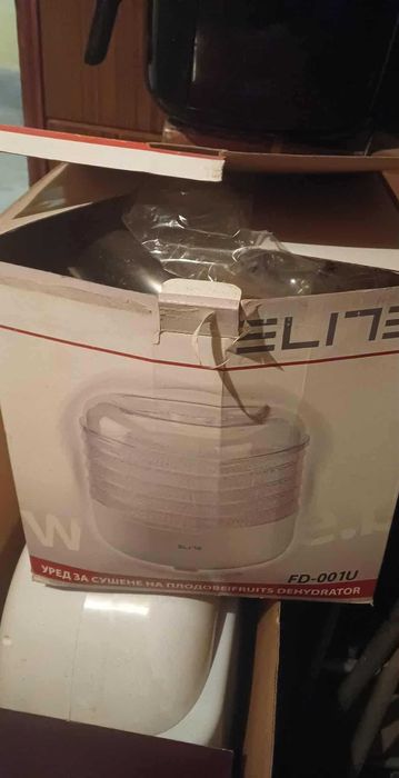 Уред за изсушаване на плодове, зеленчуци, подправки, билки.