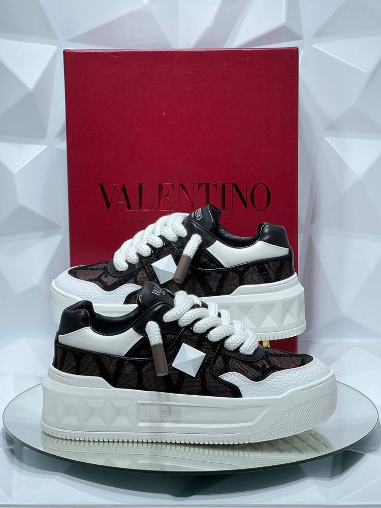 Adidasi Valentino Garavani One stud premium full box