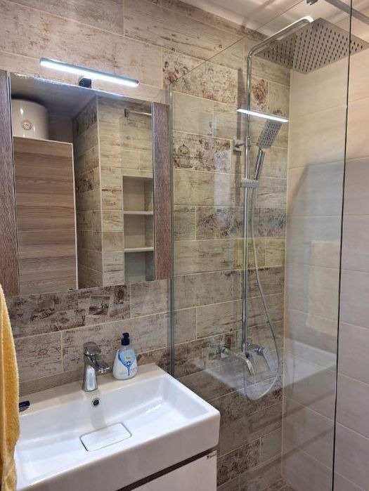 Двустаен апартамент, под наем, Център