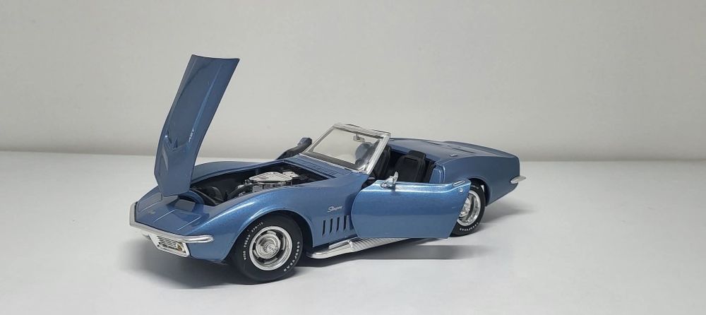 Machetă corvette 1969 1/18 Revell