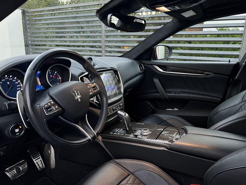 Maserati Ghibli GranSport • 2020 model Facelift• 45.000km• Variante