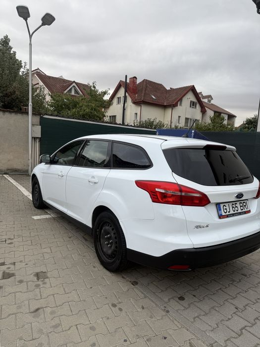 Ford Focus 1.0 EcoBoost 125 CP, Break – 2018, Alb