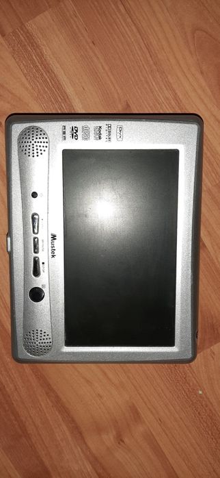 Dvd player portabil