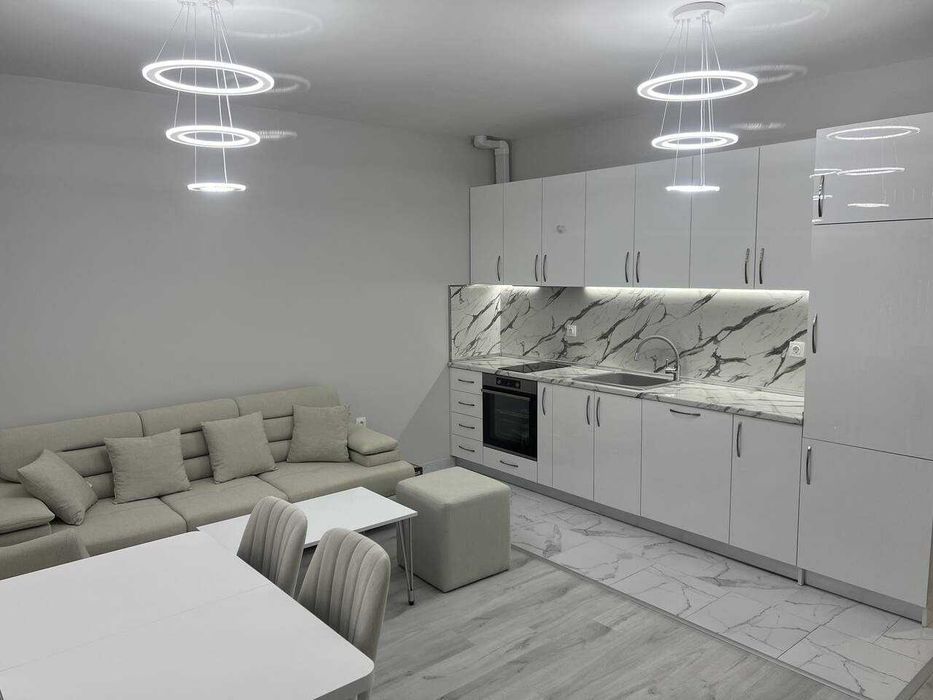 Дава се под наем Двустаен апартамент в Пловдив, Христо Смирненски - 70 кв.м за 525 € - Снимка #3