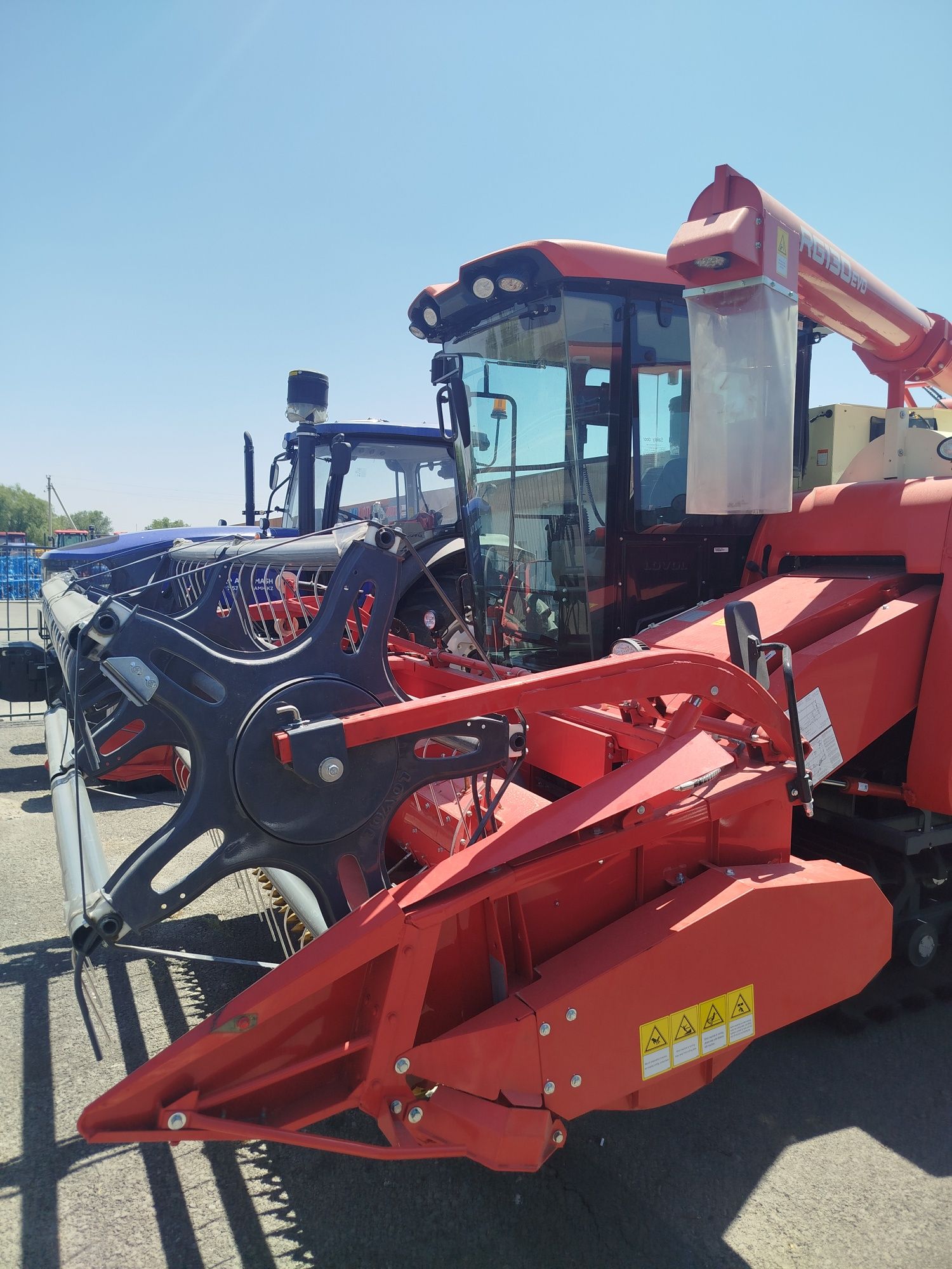 Комбайн Lovol RG130evo