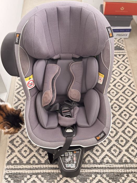 Scaun auto BeSafe iZi Turn i-Size si baza izofix