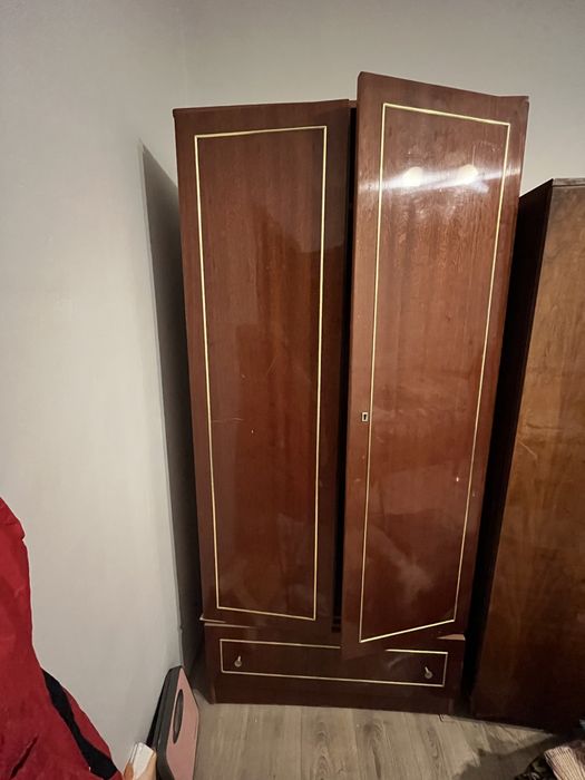 Продам советский шкаф БУ