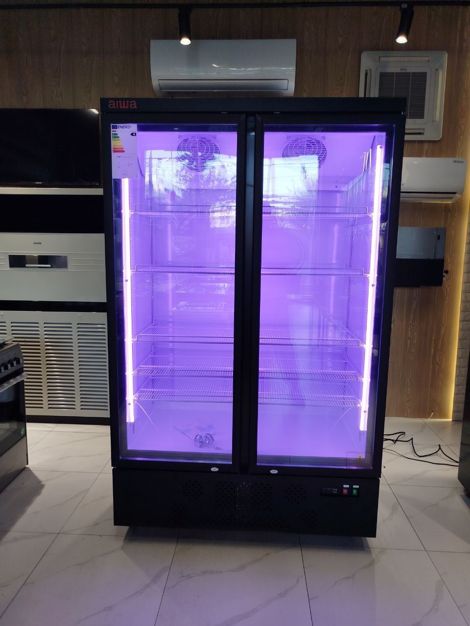 Морозилка витринная 920L Aiwa premium