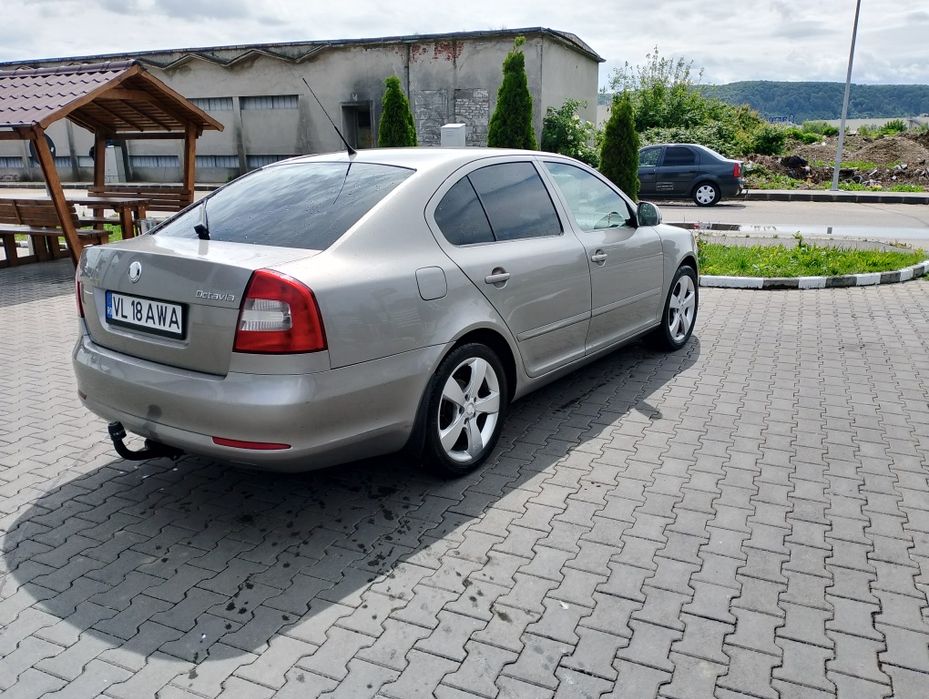 Vând Skoda Octavia 1.6 MPI  GPL