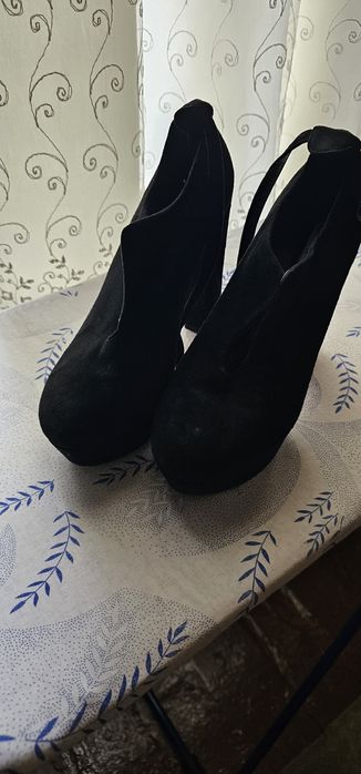 tufli ayolarniki sotiladi xolati yangi