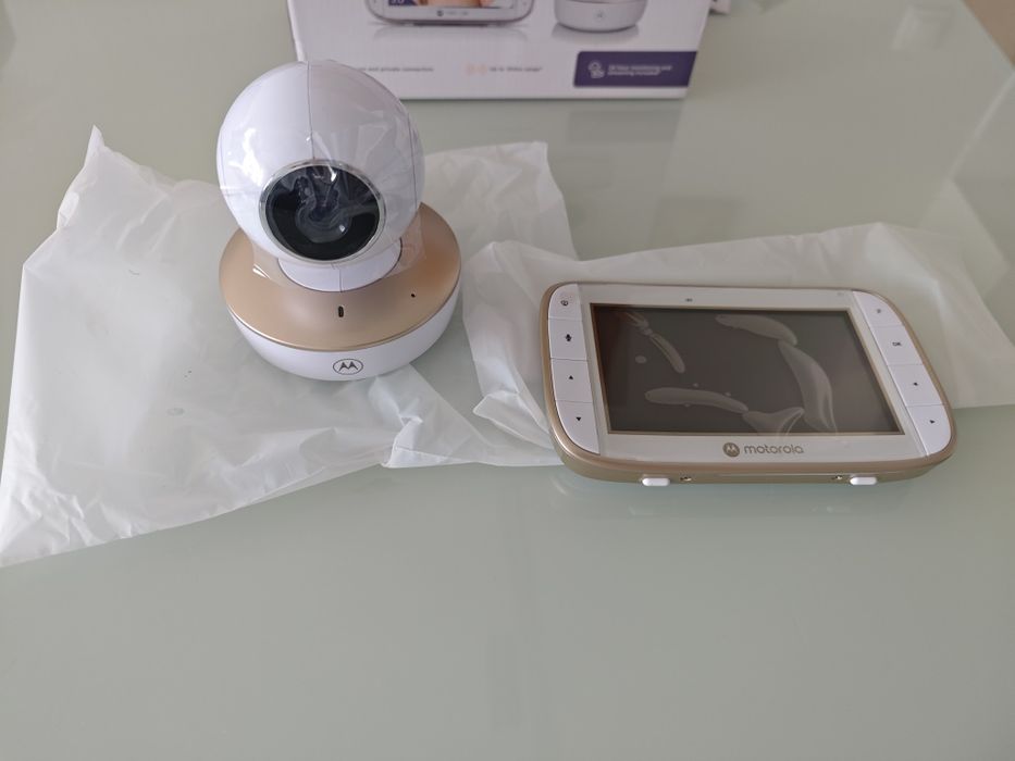 Чисто нов Бебефон Моторола VM855 Connect