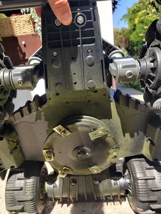 Robot de tuns gazonul LUBA mini AWD Lidar 1500 Mammotion