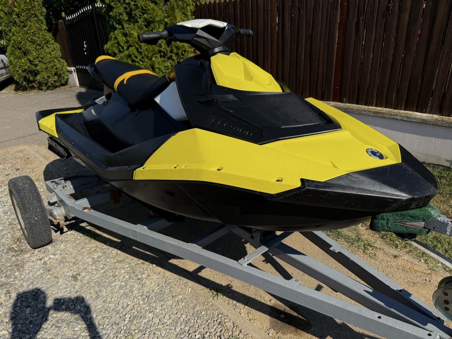 Jet Ski Sea-Doo Spark 3up IBR