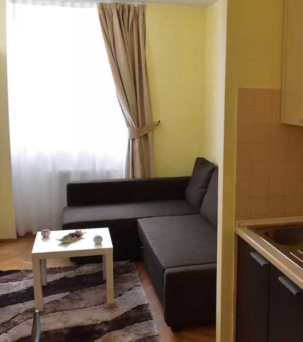 Дава се под наем Двустаен апартамент в Пловдив, Тракия - 79 кв.м за 295.8 € - Снимка #2