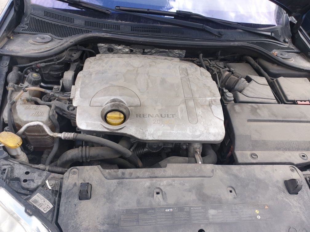 Dezmembram Renault Laguna 3 2.0 dci 6+1 trepte manual