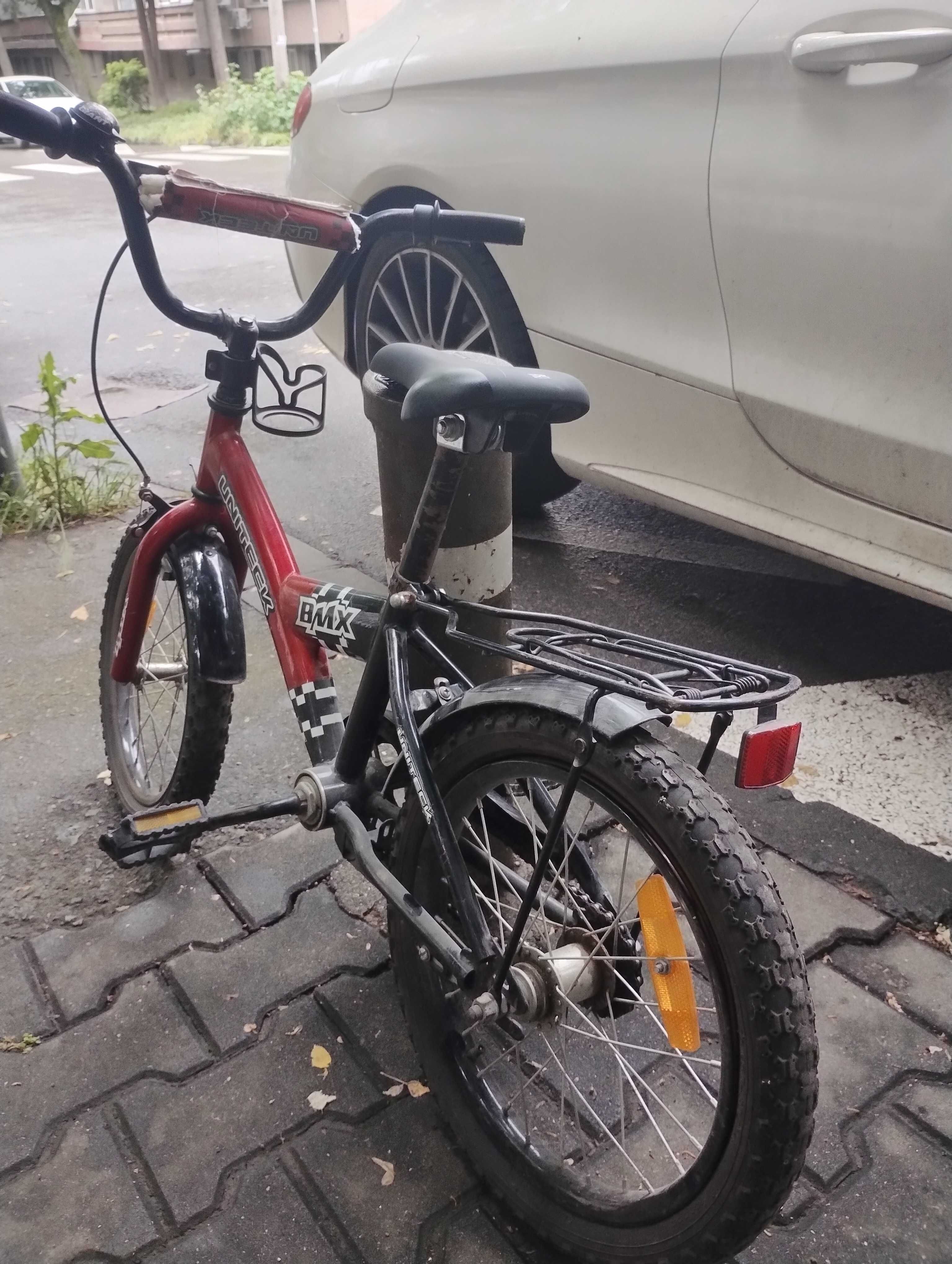 Продава детско колело BMX 16 цола.Перфектно
