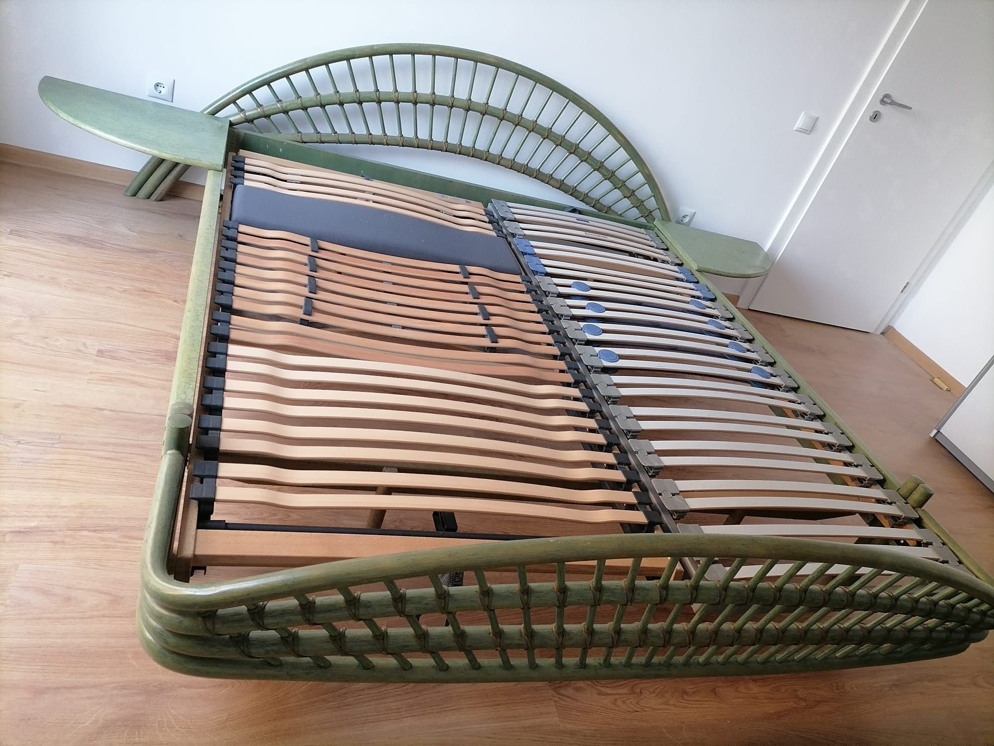 Pat din bambus 180x200, cu somiere reglabile