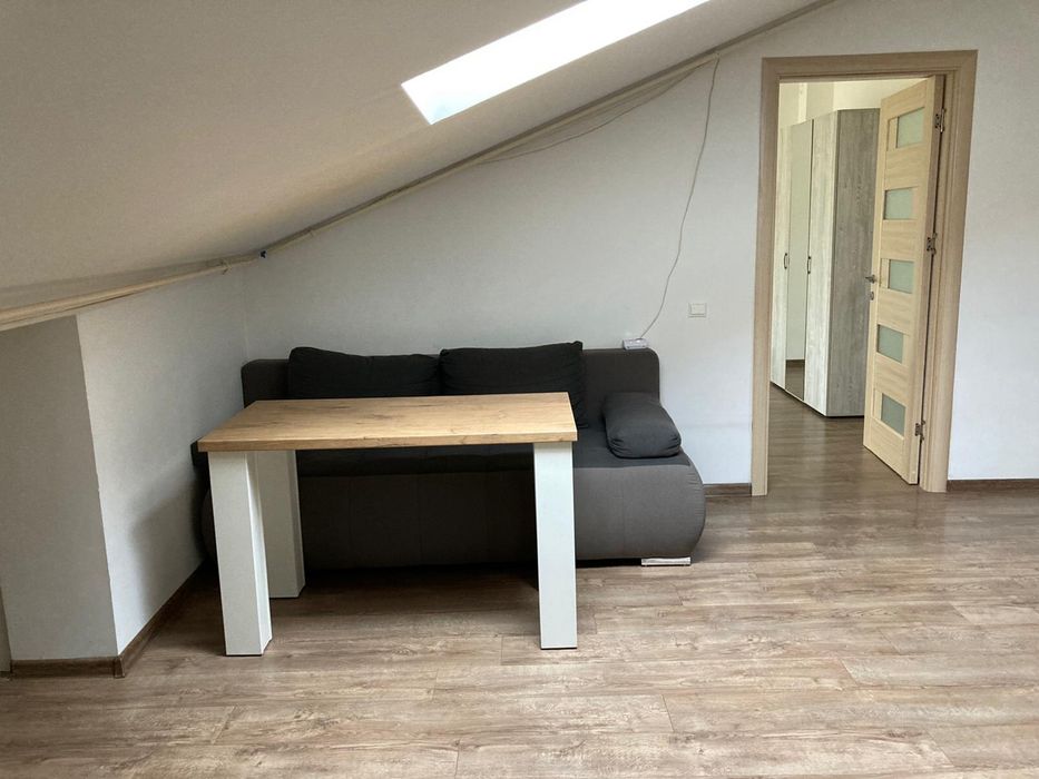 Inchiriez Apartament 2 camere - Zona Rediu Iasi