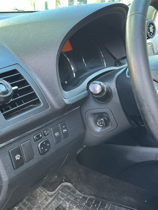 Toyota Avensis D-Cat