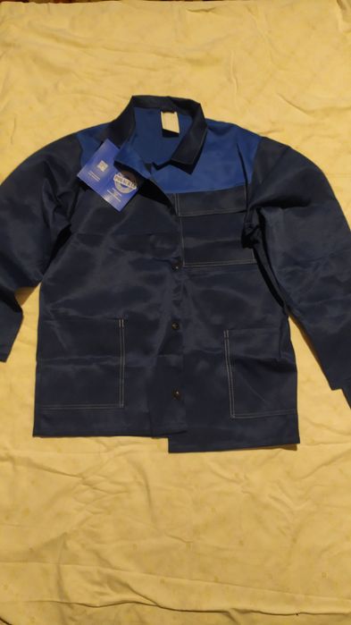 Продам спецодежду и обувь