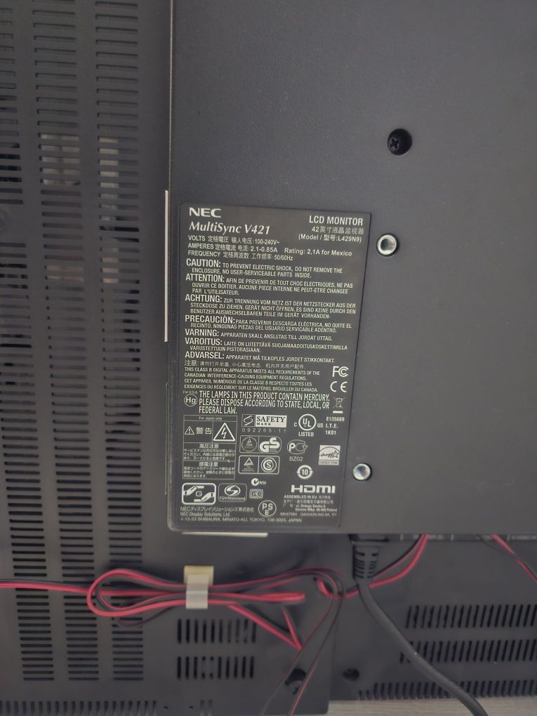 Nec P461 професионален монитор / телевизор 46"  Full HD 24/7