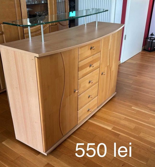 Mobila secound hand in stare buna.