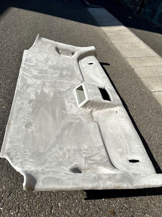 Retapitare plafon auto