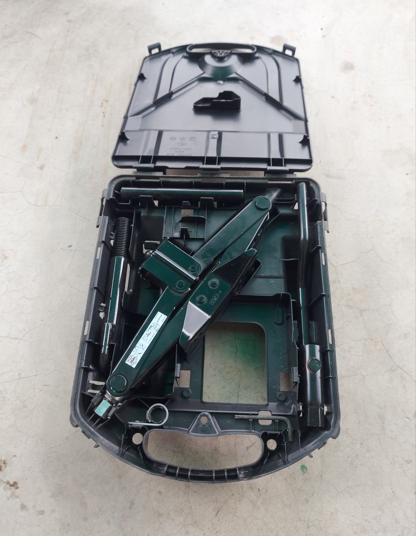 Set de cric + cheie originale de Renault Trafic Vivaro Nissan