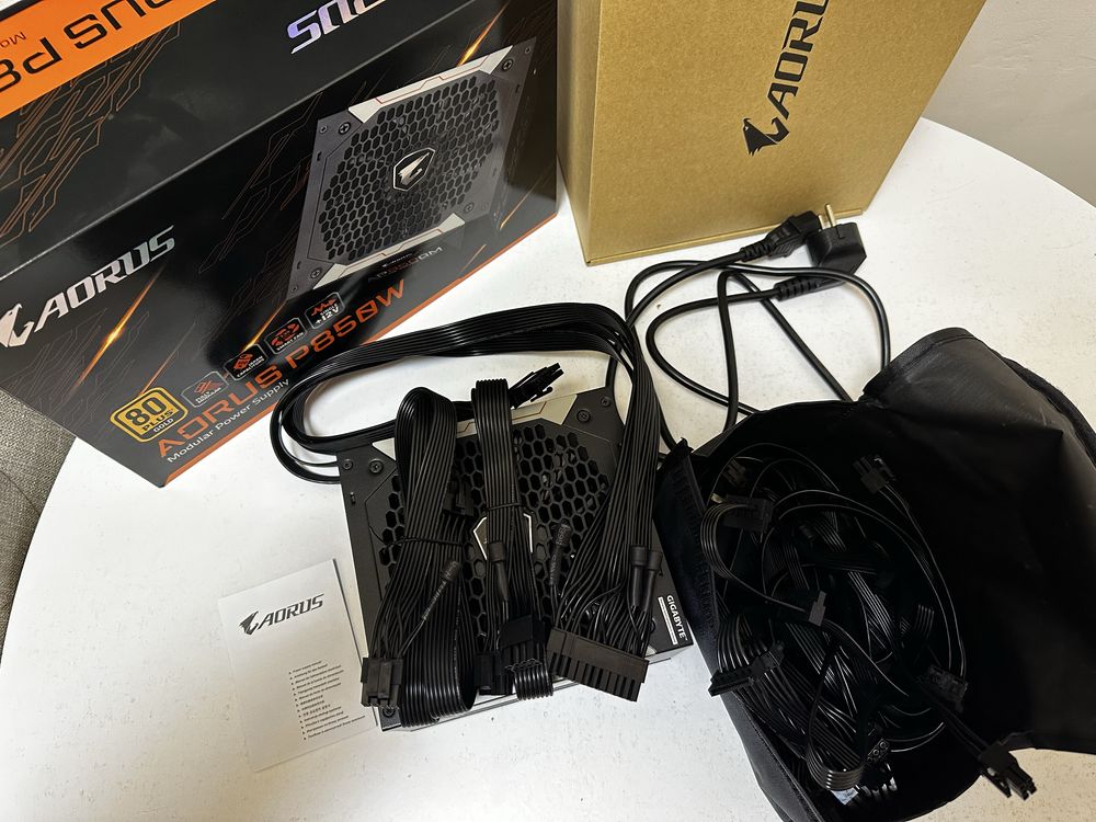 Компютърно захранване / PSU, Gigabyte Aorus 850w gold modular, топ