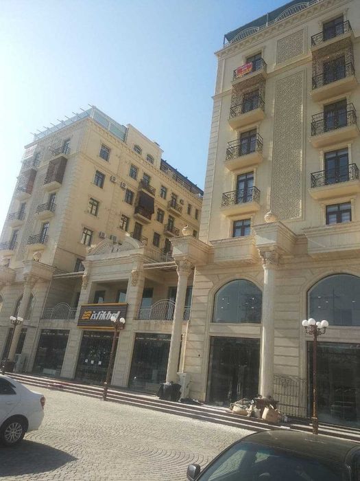 Новостройка ! Проспект Бунедкор у входа метро Мирзо Улугбек 167 кв.м