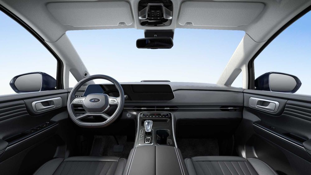 JAC RF8 - Минивэн