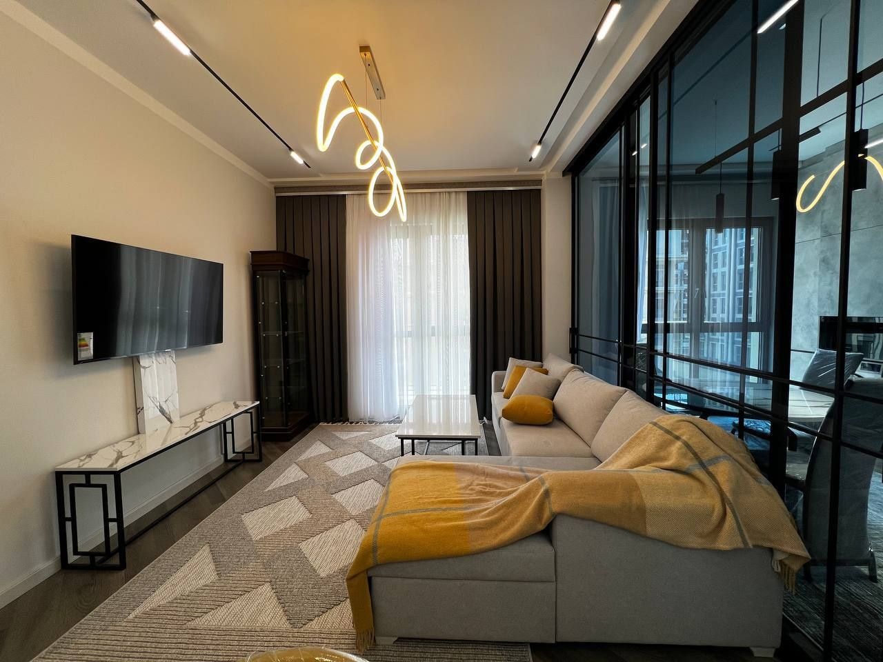Сдаётся 2х ком квартира, ЖК Мирабад Авеню, ор-р: Гламур, 67 м²