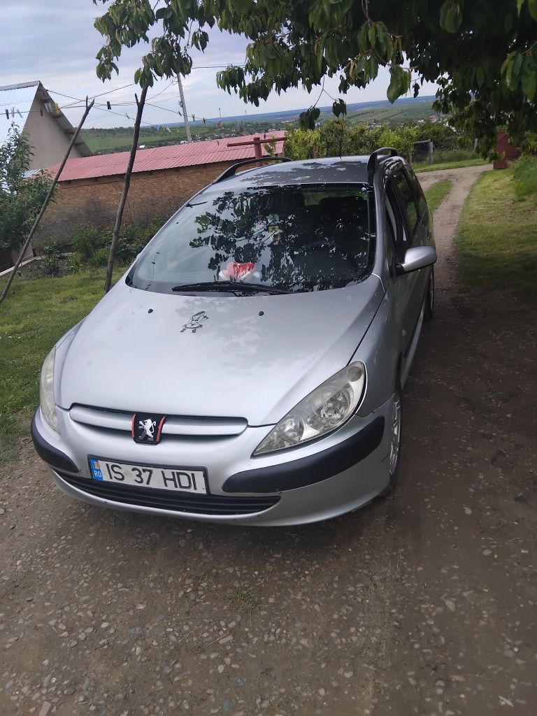 De vânzare Peugeot mașina merge foarte bine