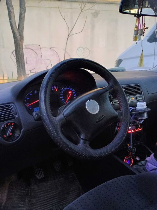 Golf 4, 1.6 SR 101cp