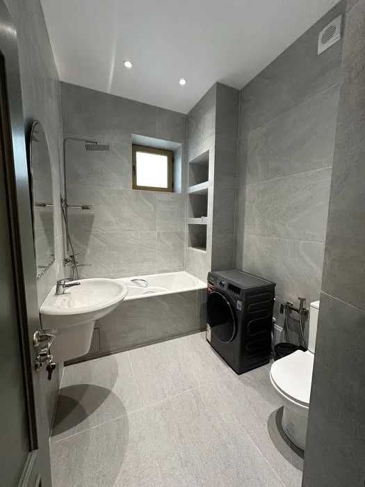 Дизайнерская 3х комнатная квартира на Дружбе народов