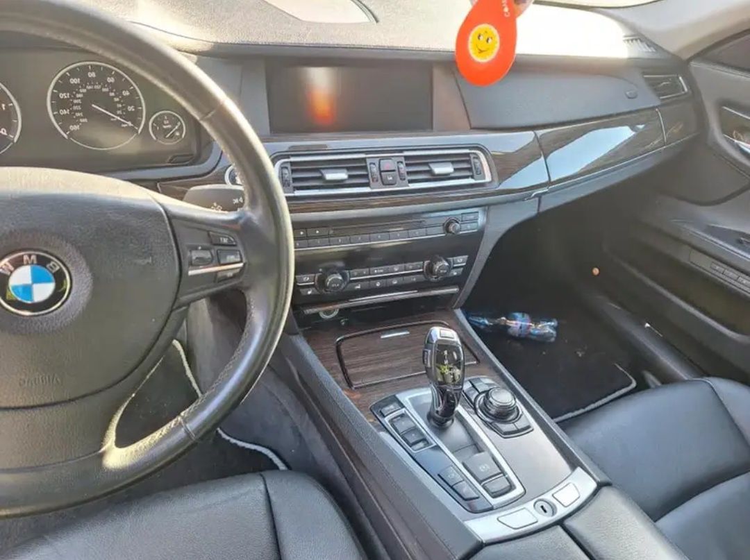 Volan airbag joystick navigatie mare trimuri interior plafon bmw f01