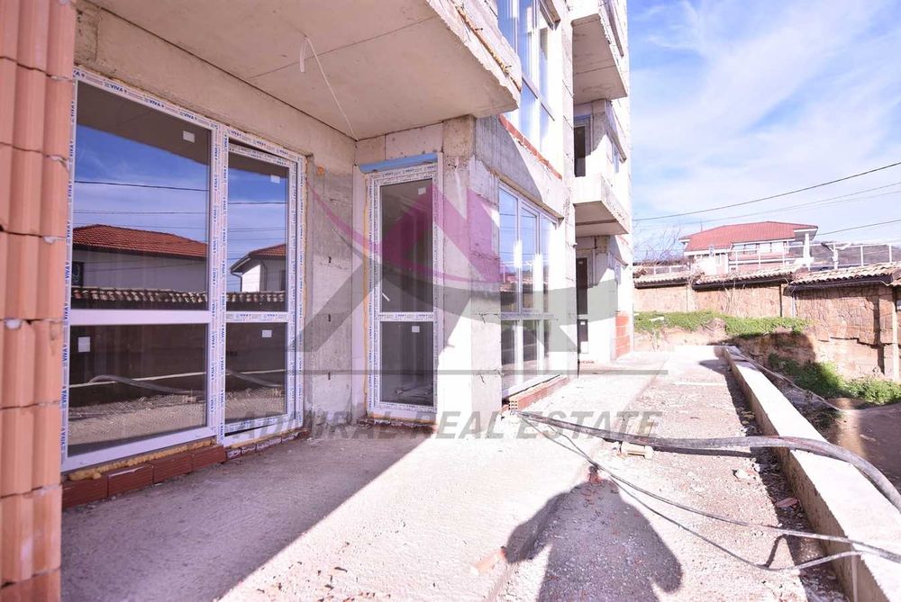 Продава се Двустаен апартамент в Варна, Изгрев - 65 кв.м за 1508 €/кв.м - Снимка #4