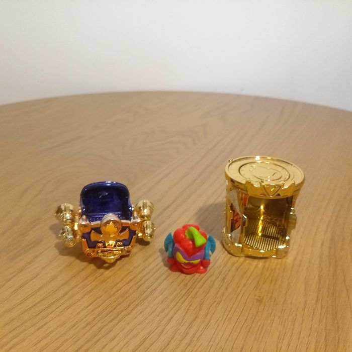 SuperThings si Superzings